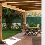 Casa Com Piscina Privada Em - Jardim & Estacionamento Prázdninový dům