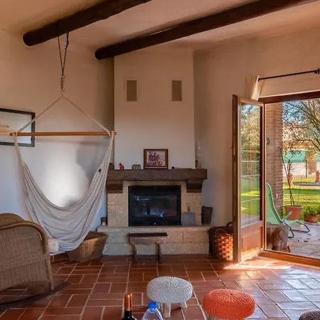 Prázdninový dům Casa Com Piscina Privada Em - Jardim & Estacionamento