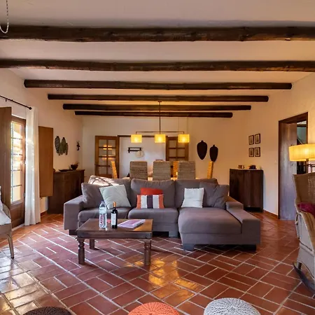 Casa Com Piscina Privada Em - Jardim & Estacionamento * Palmela