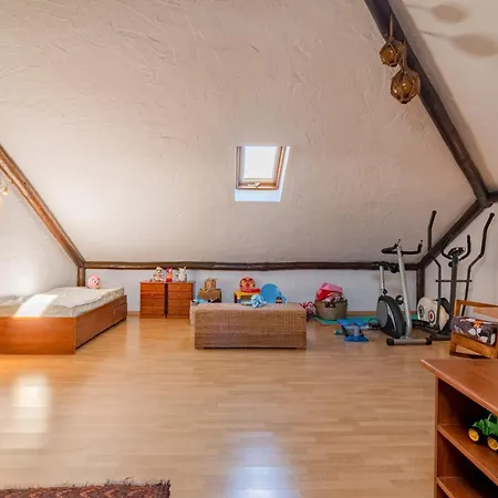 Casa Com Piscina Privada Em - Jardim & Estacionamento Σπίτι διακοπών *