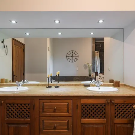 Casa Com Piscina Privada Em - Jardim & Estacionamento Palmela