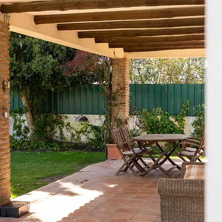 Casa Com Piscina Privada Em - Jardim & Estacionamento Дом отдыха