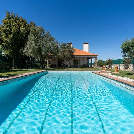 Casa Com Piscina Privada Em - Jardim & Estacionamento Дом отдыха Палмела