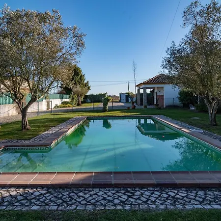 Casa Com Piscina Privada Em - Jardim & Estacionamento Palmela