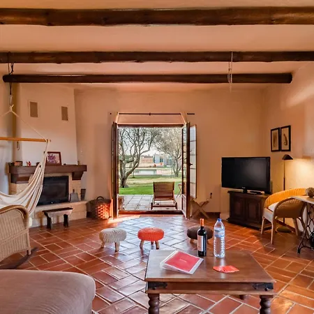 Casa Com Piscina Privada Em - Jardim & Estacionamento Semesterbostad