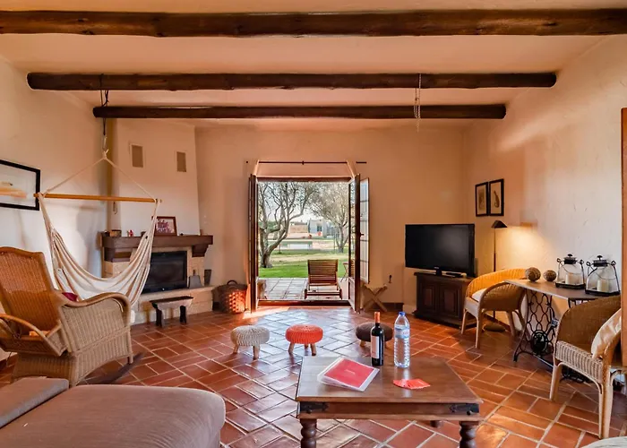 Casa Com Piscina Privada Em - Jardim & Estacionamento