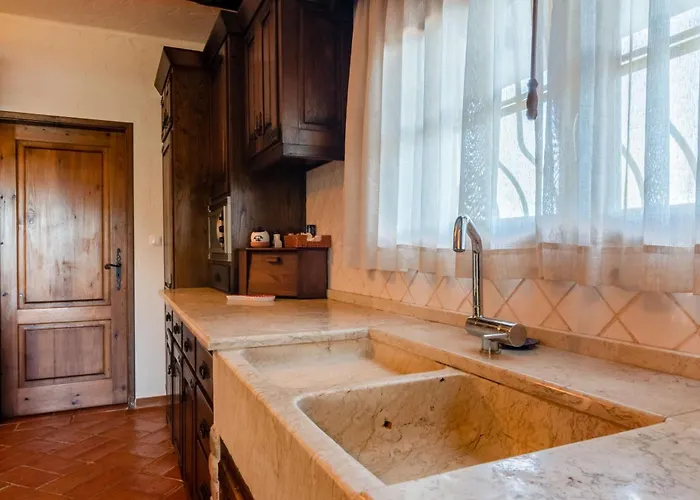 Feriehus Casa Com Piscina Privada Em - Jardim & Estacionamento