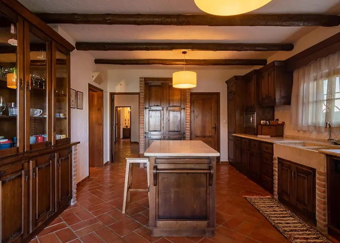 Casa Com Piscina Privada Em - Jardim & Estacionamento * Palmela
