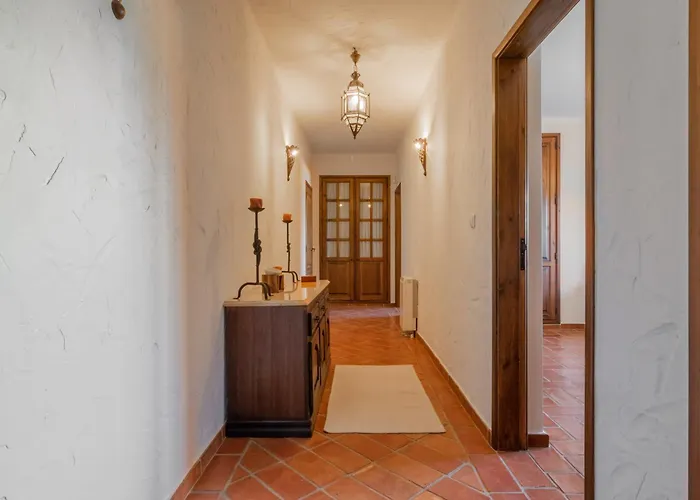 Casa Com Piscina Privada Em - Jardim & Estacionamento