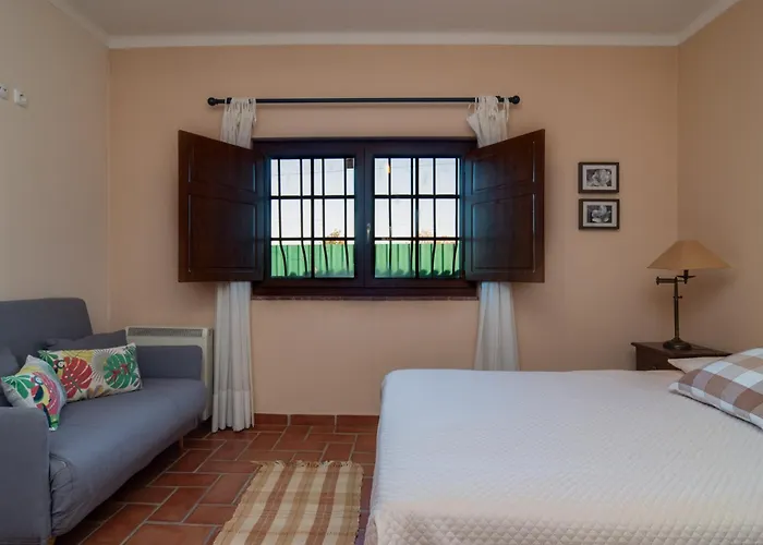 Casa Com Piscina Privada Em - Jardim & Estacionamento Palmela