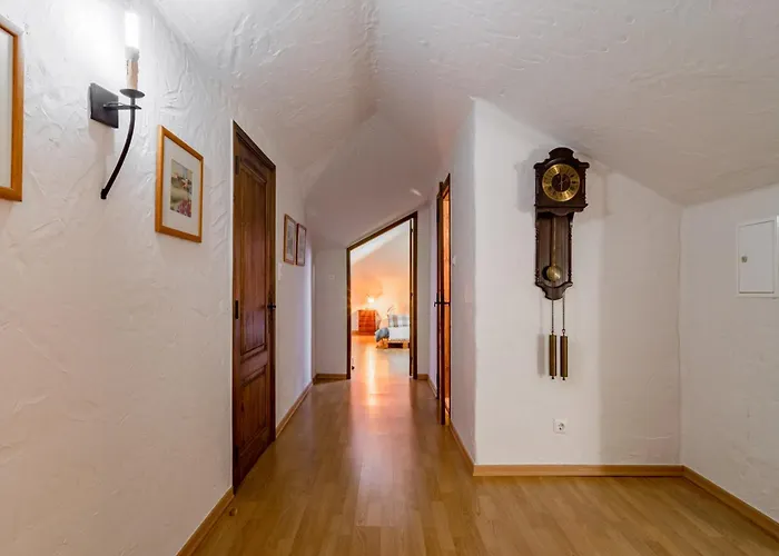 Casa Com Piscina Privada Em - Jardim & Estacionamento * Palmela