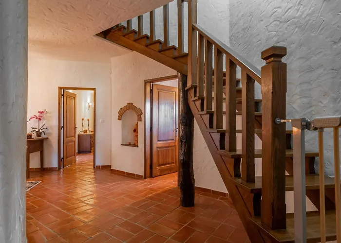 Feriehus Casa Com Piscina Privada Em - Jardim & Estacionamento