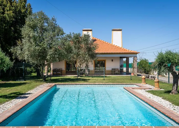 Casa Com Piscina Privada Em - Jardim & Estacionamento Palmela