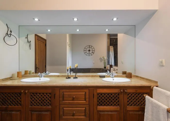 Casa Com Piscina Privada Em - Jardim & Estacionamento Palmela