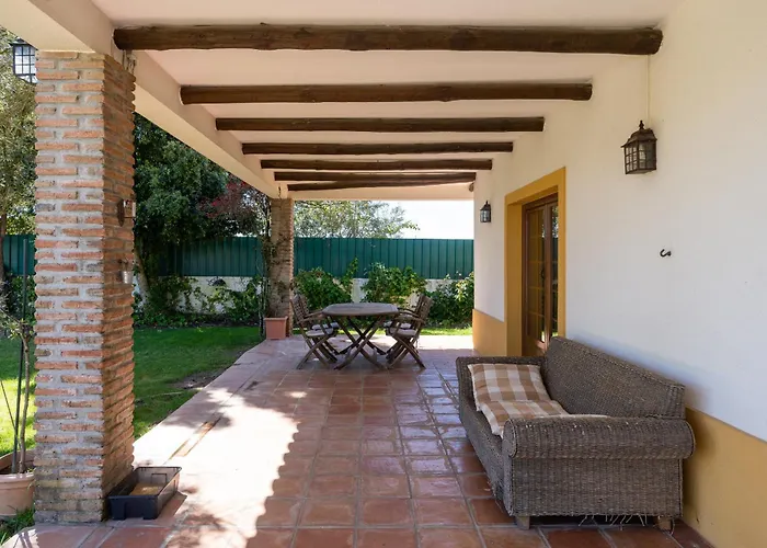 Casa Com Piscina Privada Em - Jardim & Estacionamento * Palmela