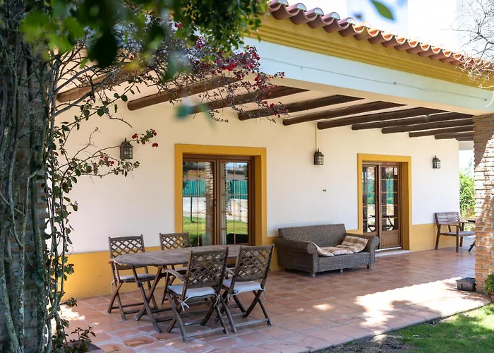 Feriehus Casa Com Piscina Privada Em - Jardim & Estacionamento