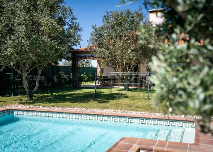 Casa Com Piscina Privada Em - Jardim & Estacionamento